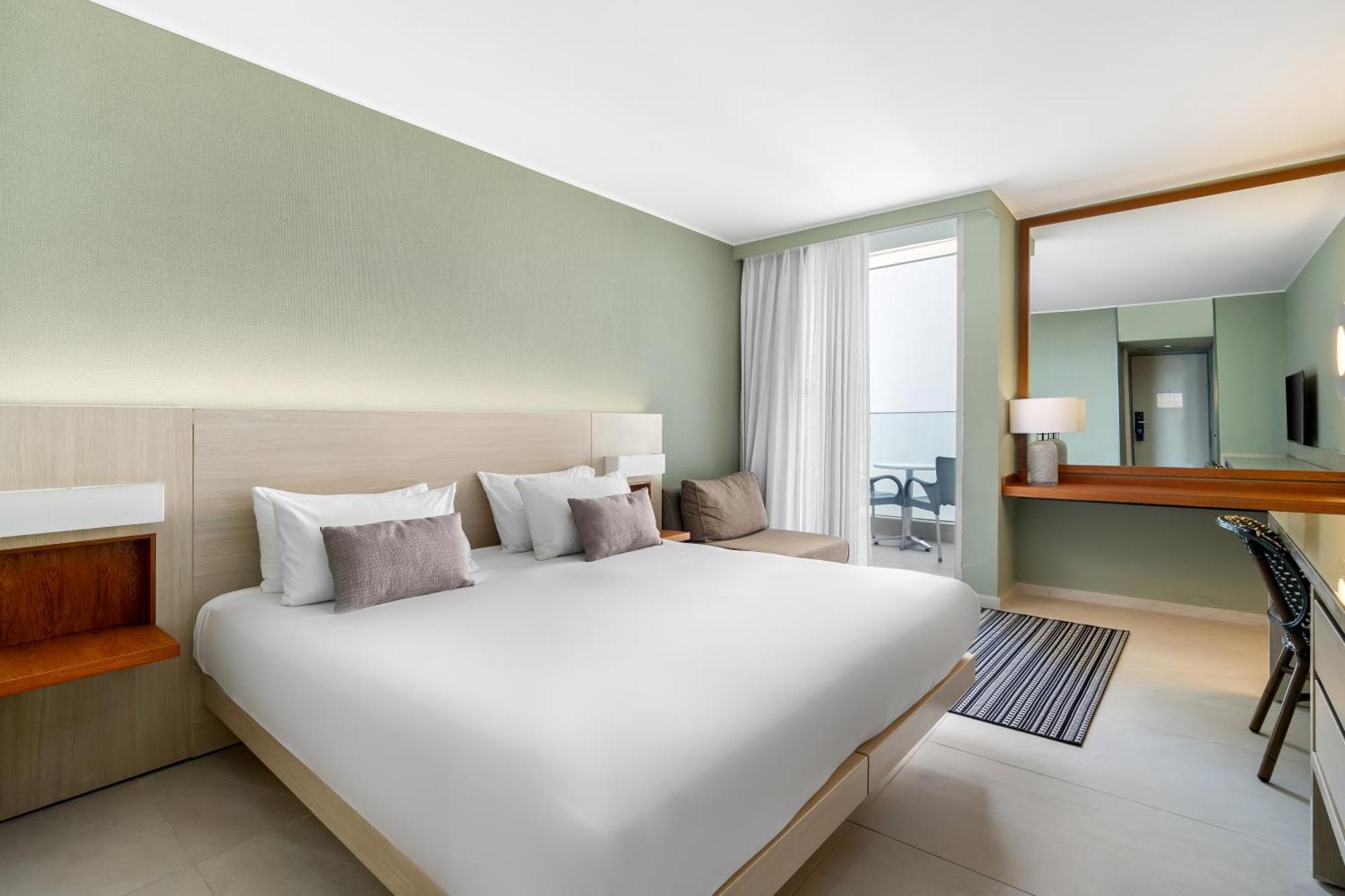 Sport Club By Isrotel Collection Eilat Bagian luar foto